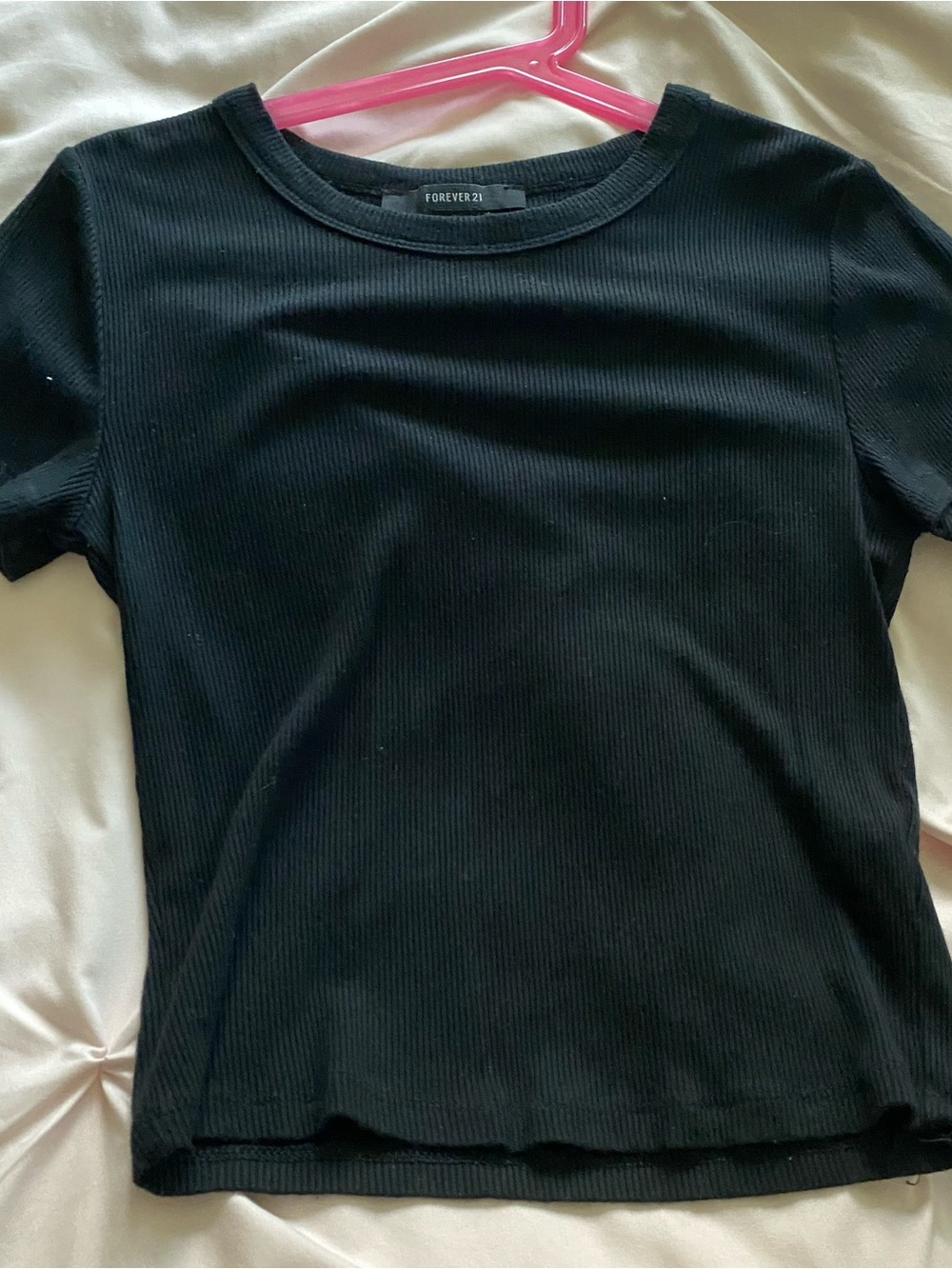 Forever 21 women’s xs Black Ribbed Crewneck Short Sleeve baby Tee